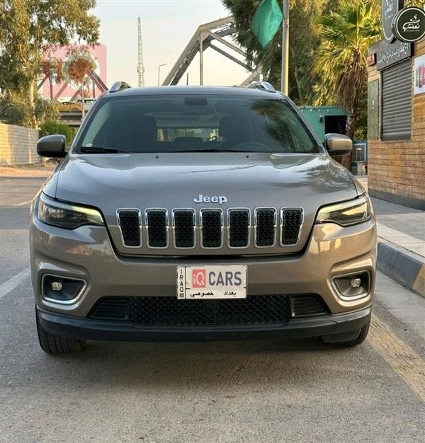 Jeep Cherokee 2019 for sale in Iraq - Al Majer Al Kaber
